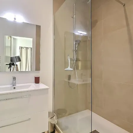 De 70m2 En Rdc A 6 Mn A Pied Des Monuments Apartmán