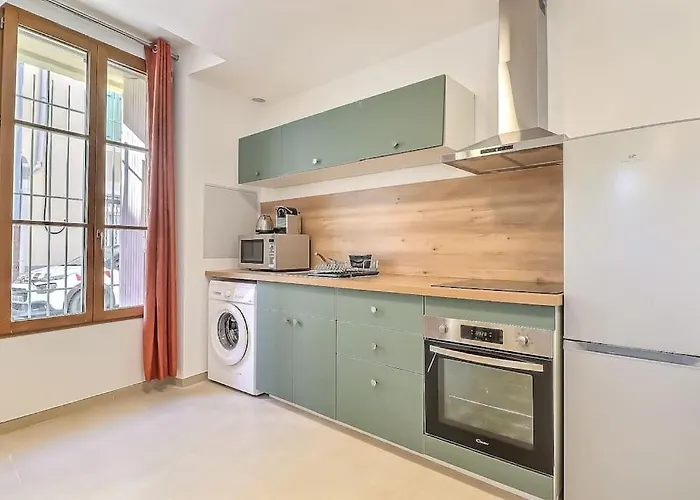 De 70m2 En Rdc A 6 Mn A Pied Des Monuments